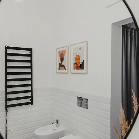 Cozy Near Zalgirio Arena By Urban Rent Apartment